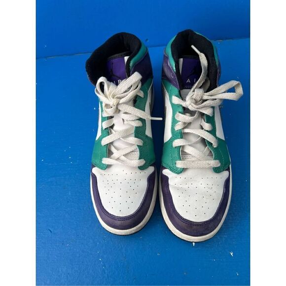 Nike Air Jordan Retro 1 GS Emerald Green Ice Purple Sneakers 322678-301 Sz 6Y - Picture 1 of 6